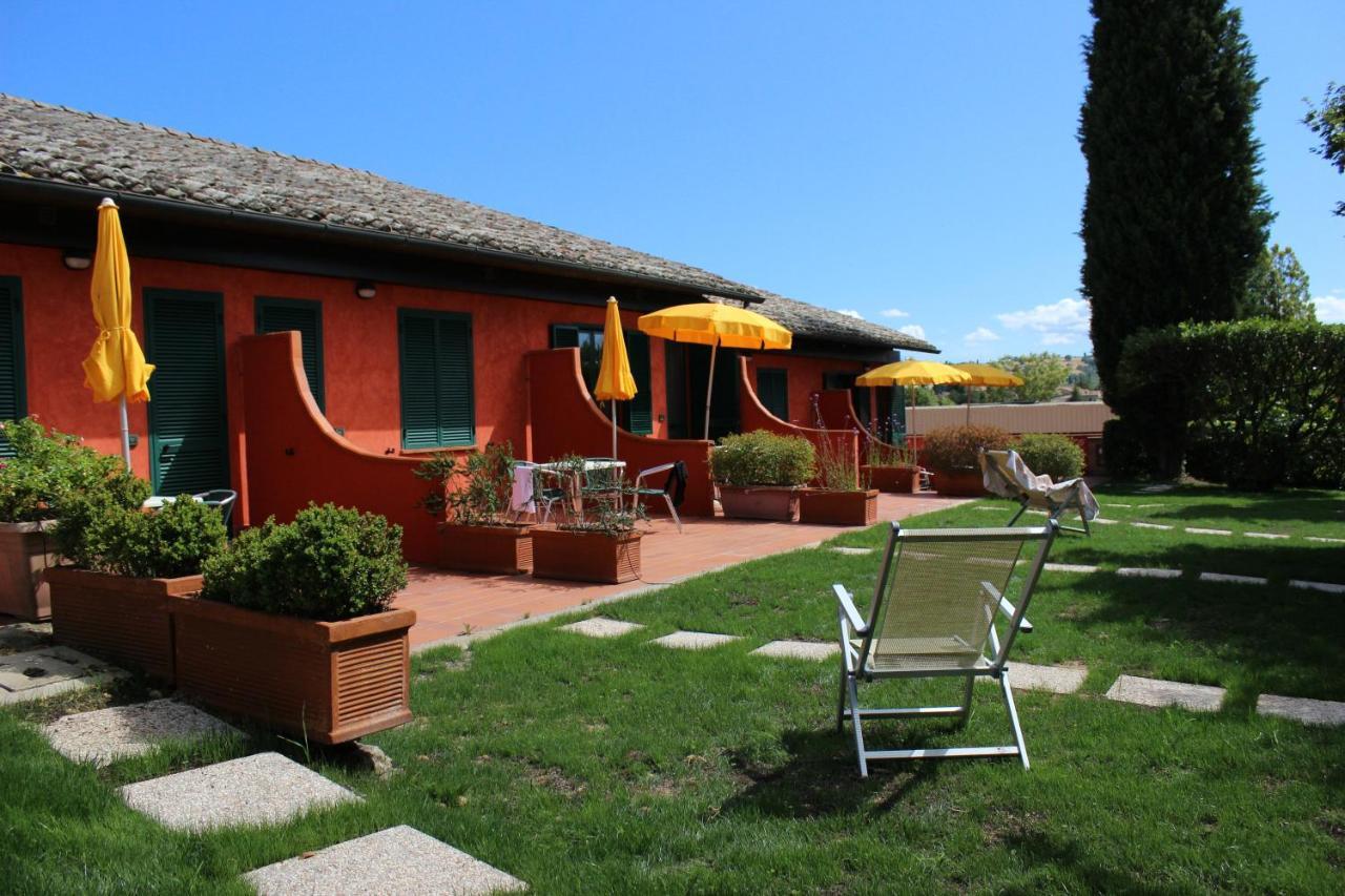 Casanova - Family Apartments Residence San Quirico dʼOrcia Екстериор снимка