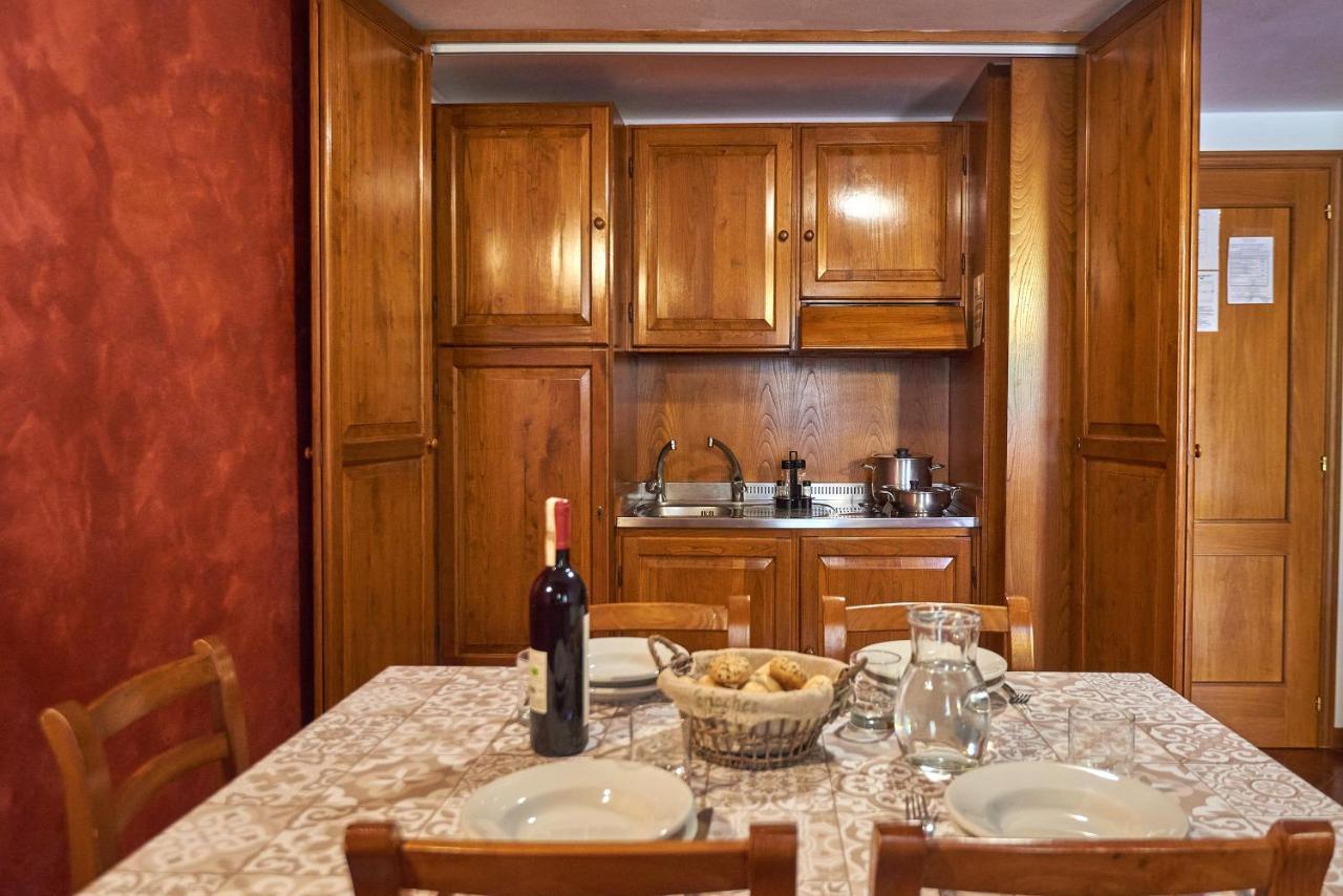 Casanova - Family Apartments Residence San Quirico dʼOrcia Екстериор снимка