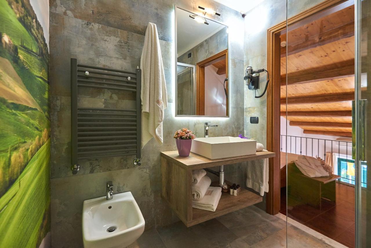Casanova - Family Apartments Residence San Quirico dʼOrcia Екстериор снимка