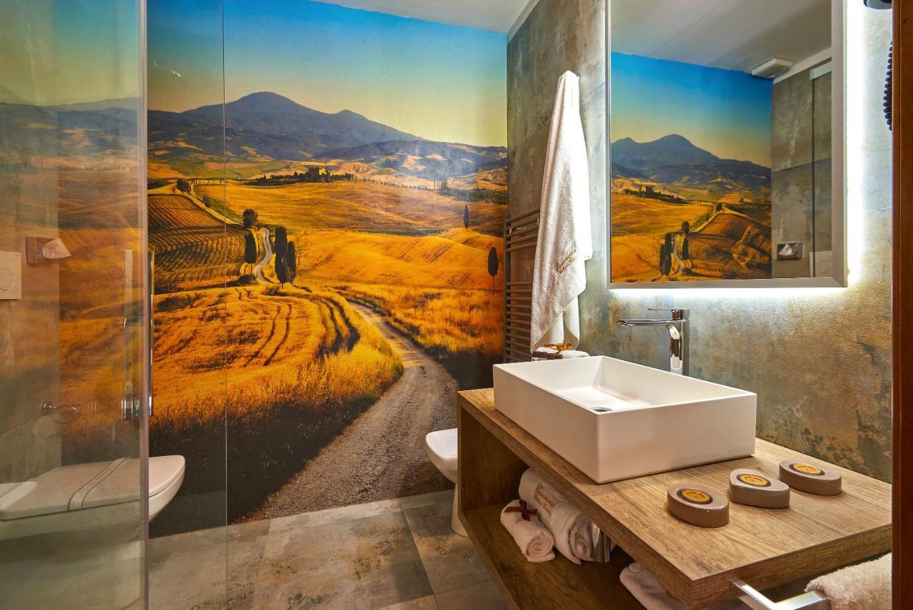 Casanova - Family Apartments Residence San Quirico dʼOrcia Екстериор снимка