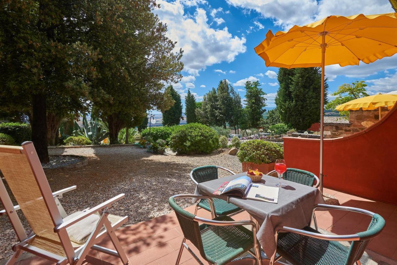 Casanova - Family Apartments Residence San Quirico dʼOrcia Екстериор снимка
