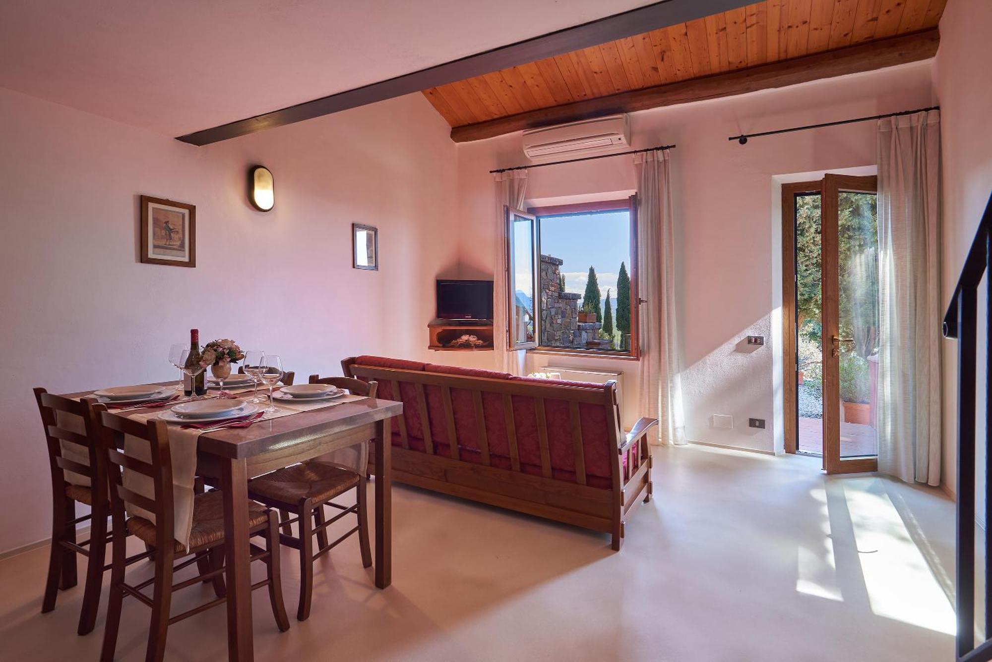 Casanova - Family Apartments Residence San Quirico dʼOrcia Екстериор снимка